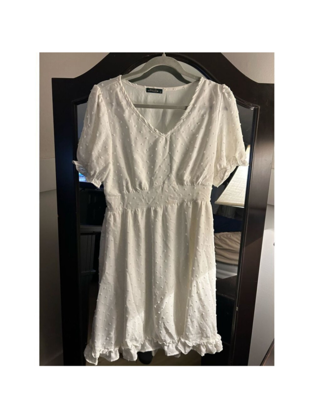 NEW White V Neck Short Sleeve Swiss Dot Mini Dress Pockets M - Picture 2 of 8